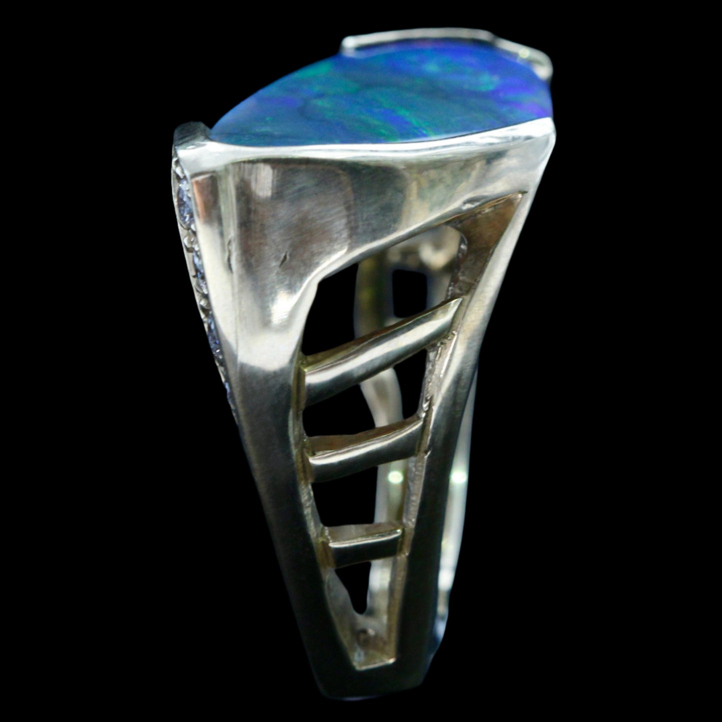 4.70ct Unisex Lightning Ridge Opal & Diamond Ring — 14ct Yellow Gold